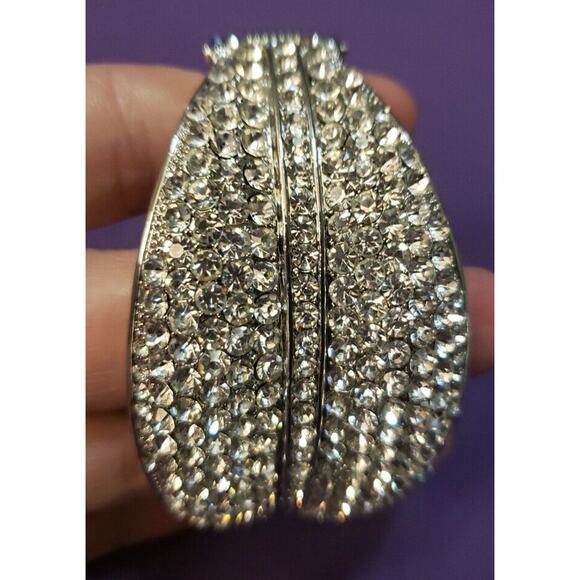 Chunky Large Leaf Shaped Hinged Bracelet, Silver Tone & Clear Glass Rhinestones - Picture 13 of 15